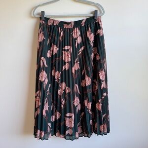 A New Day Green Floral Pleated Midi Skirt Size Large Elastic Waist